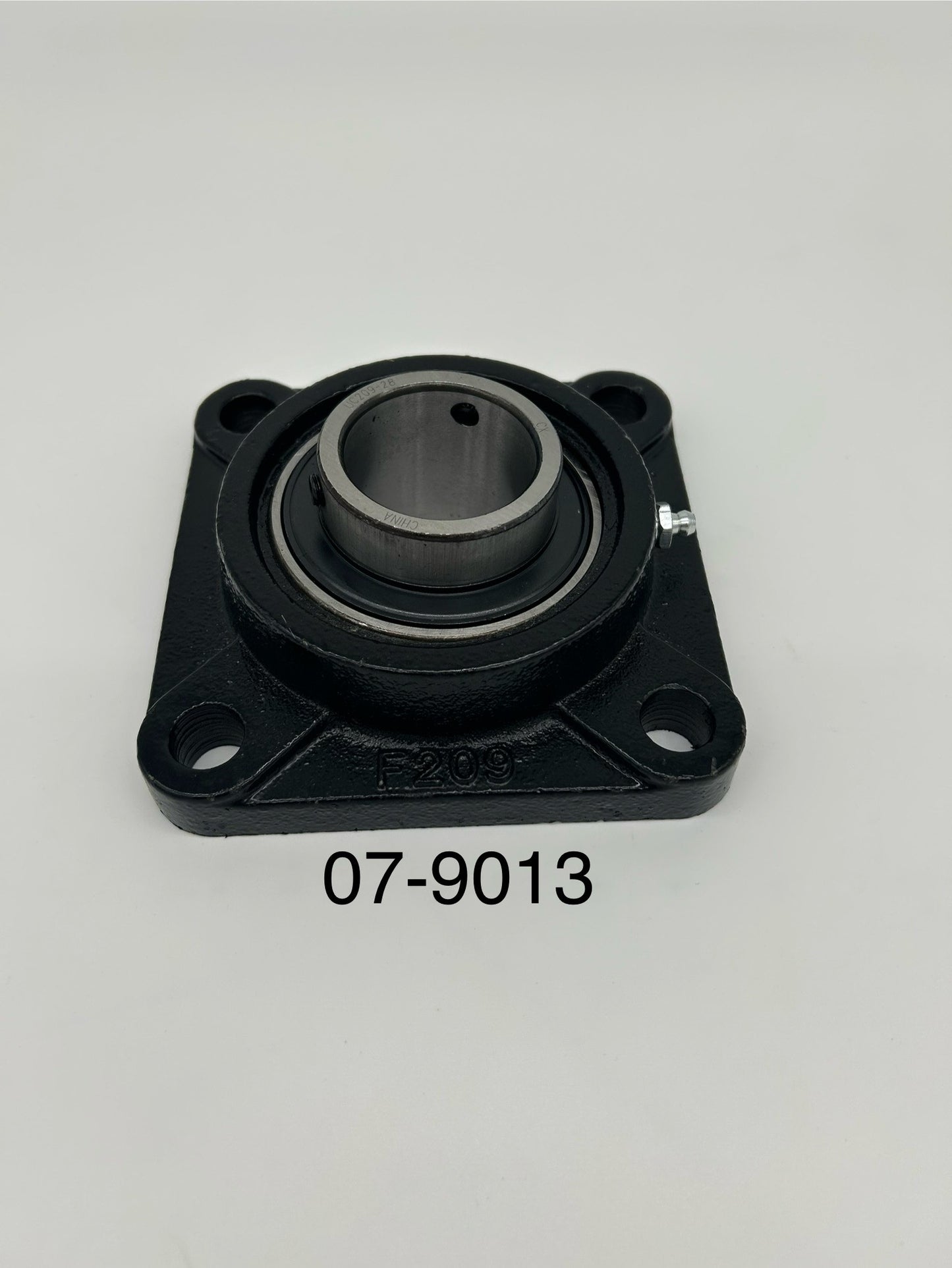 100" Pillow Block Bearing ~ Part # 07-9013